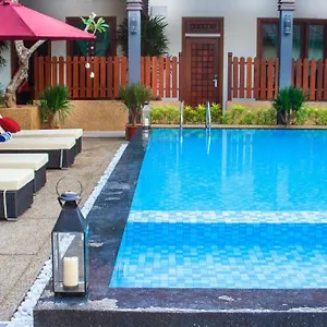 Отель Sunday Telaga Terrace Boutique, Пантай-Сенанг