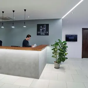 Urban H Ma­lay­sia